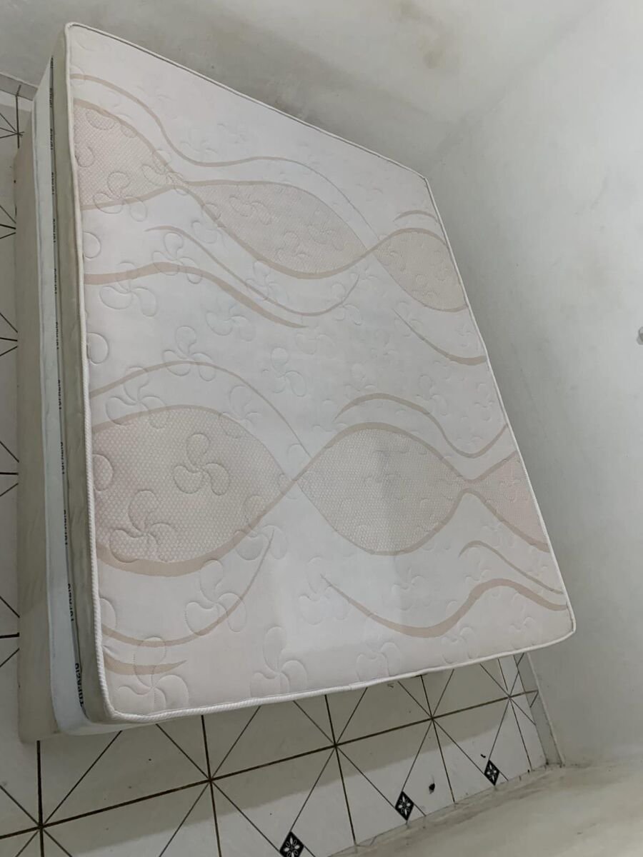 Colchão renovado depois da limpeza